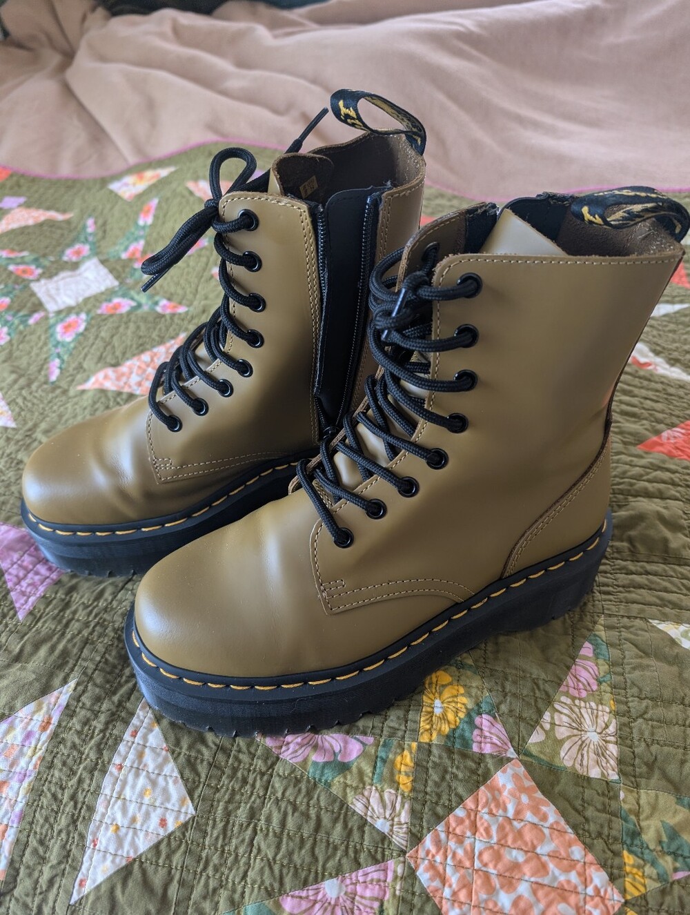 Dr. Martens Jadon Boots - Antique Olive